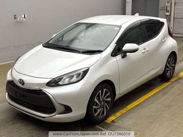 toyota aqua 2023 -TOYOTA--AQUA 6AA-MXPK11--MXPK11-2106510---TOYOTA--AQUA 6AA-MXPK11--MXPK11-2106510- image 1