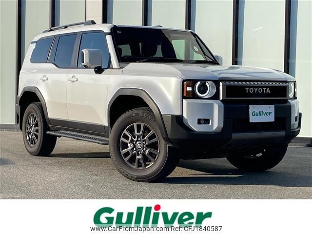 toyota land-cruiser-wagon 2025 CFJ1840587 image 1