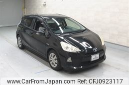 toyota aqua 2013 -TOYOTA--AQUA NHP10-6127133---TOYOTA--AQUA NHP10-6127133-