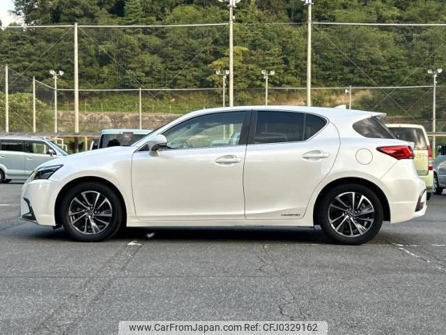 lexus ct 2018 quick_quick_DAA-ZWA10_ZWA10-2324501 image 2