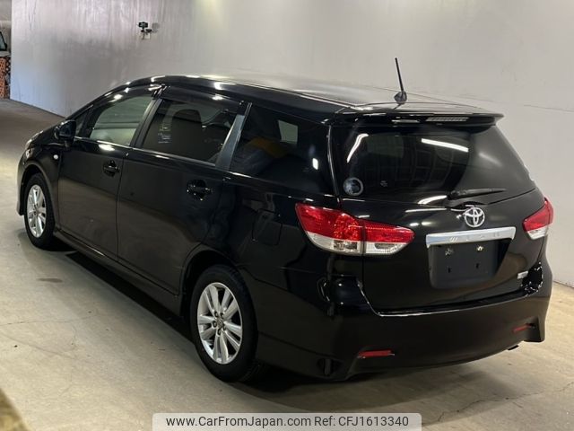 toyota wish 2011 CFJ1613340 image 2
