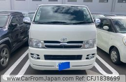 toyota regius 2006 CFJ1838699