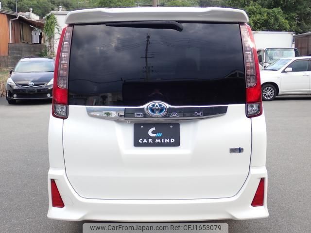 toyota noah 2016 CFJ1653079 image 2