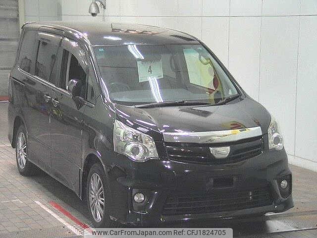 toyota noah 2010 CFJ1824705 image 1