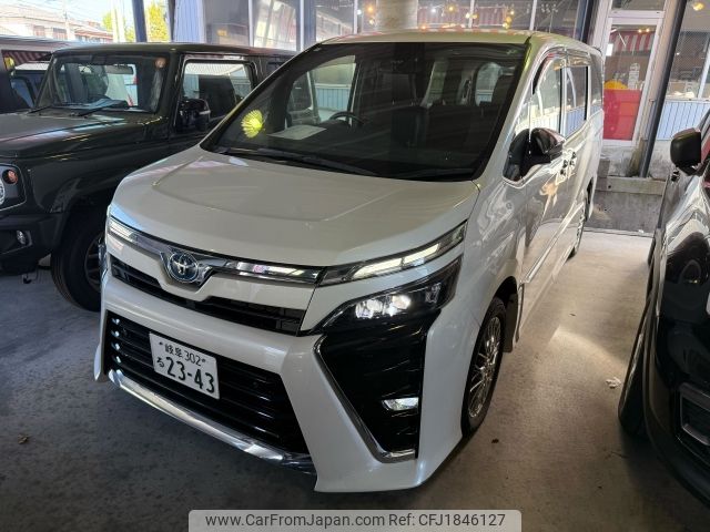 toyota voxy 2021 CFJ1846127 image 2