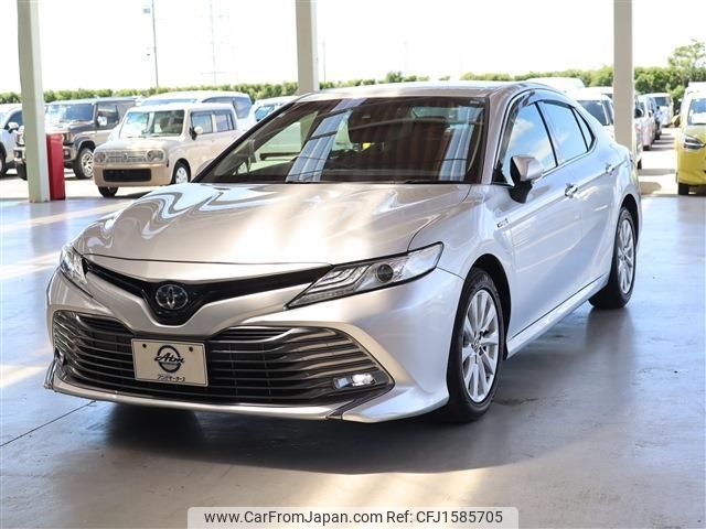 toyota camry 2017 CFJ1585705 image 1