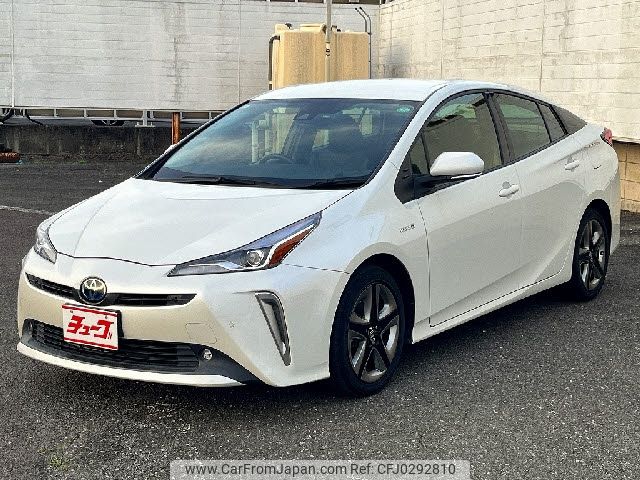 toyota prius 2019 -TOYOTA--Prius DAA-ZVW51--ZVW51-8053773---TOYOTA--Prius DAA-ZVW51--ZVW51-8053773- image 1