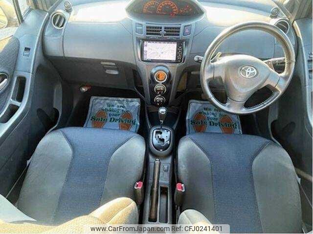 toyota vitz 2010 504928-924411 image 1