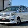 toyota noah 2010 CFJ1683351 image 1