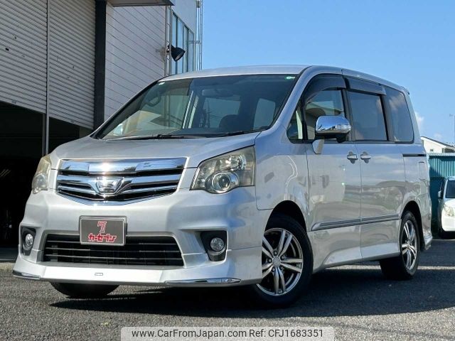 toyota noah 2010 CFJ1683351 image 1