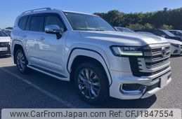 toyota land-cruiser 2023 CFJ1847554