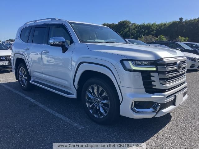 toyota land-cruiser 2023 CFJ1847554 image 1