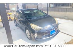 toyota aqua 2012 CFJ1683998