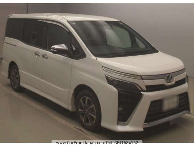 toyota voxy 2018 CFJ1684162 image 1