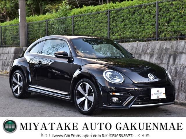 volkswagen the-beetle 2019 quick_quick_16CZD_WVWZZZ16ZKM716897 image 1