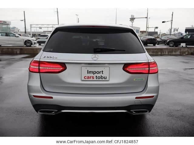 mercedes-benz e-class-station-wagon 2018 CFJ1824857 image 2
