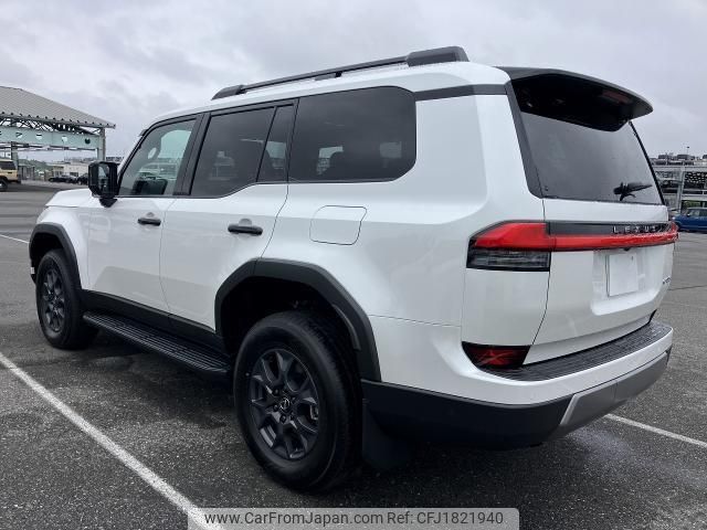 lexus gx 2025 CFJ1821940 image 2