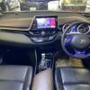 toyota c-hr 2018 quick_quick_DAA-ZYX10_ZYX10-2157476 image 2