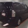 toyota voxy 2010 CFJ1652070 image 2
