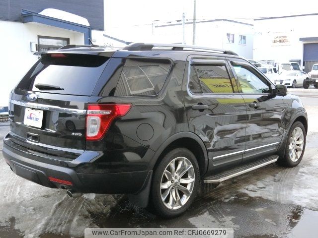 ford explorer 2015 -FORD 【名変中 】--Ford Explorer 1FMHK8--132986---FORD 【名変中 】--Ford Explorer 1FMHK8--132986- image 2