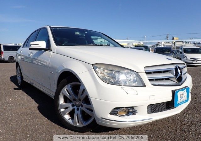 mercedes-benz c-class 2009 REALMOTOR_N2022100900HD-12 image 2