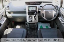 toyota voxy 2007 TE3799