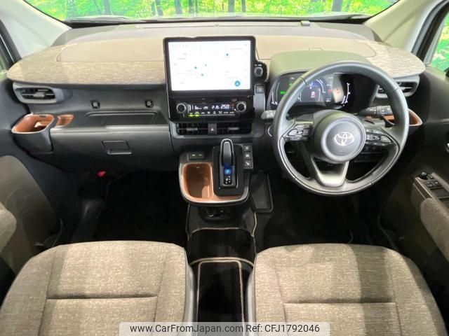 toyota sienta 2022 CFJ1792046 image 2