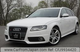 audi a4 2012 -AUDI 【山形 301ﾁ4627】--Audi A4 8KCDNF--CA009609---AUDI 【山形 301ﾁ4627】--Audi A4 8KCDNF--CA009609-