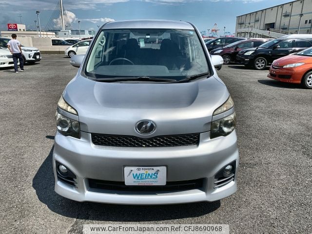 toyota voxy 2010 AF-ZRR70-0351128 image 2