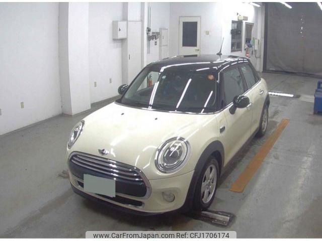 mini mini-others 2015 CFJ1706174 image 1