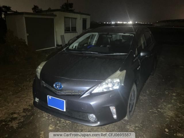 toyota prius-α 2013 -TOYOTA--Prius α DAA-ZVW41W--ZVW41-3220667---TOYOTA--Prius α DAA-ZVW41W--ZVW41-3220667- image 1