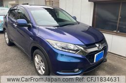 honda vezel 2015 CFJ1834631