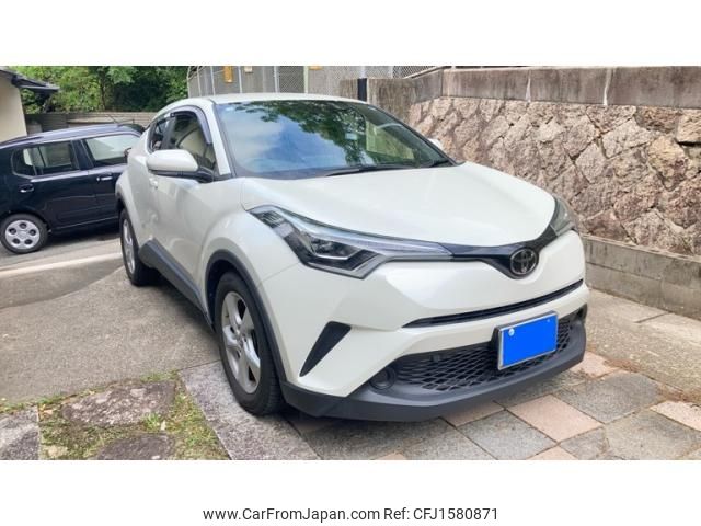 toyota c-hr 2018 CFJ1580871 image 1