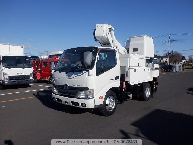 hino dutro 2013 GOO_NET_EXCHANGE_0403859A30250122W001 image 2