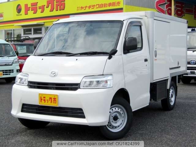 mazda bongo-truck 2021 CFJ1824399 image 1