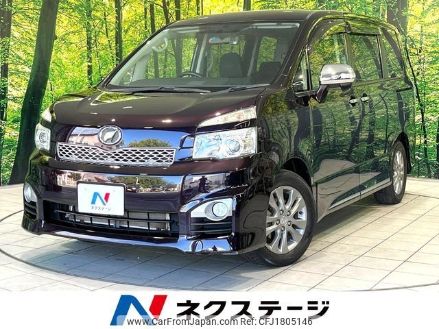 toyota voxy 2012 CFJ1805146 image 1