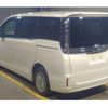 toyota voxy 2015 quick_quick_DAA-ZWR80G_0156621 image 5