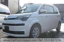 toyota spade 2013 CFJ1837206