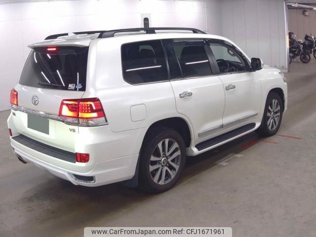 toyota land-cruiser 2017 CFJ1671961 image 2
