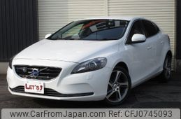 volvo v40 2016 -VOLVO--Volvo V40 MD4204T--G2331776---VOLVO--Volvo V40 MD4204T--G2331776-