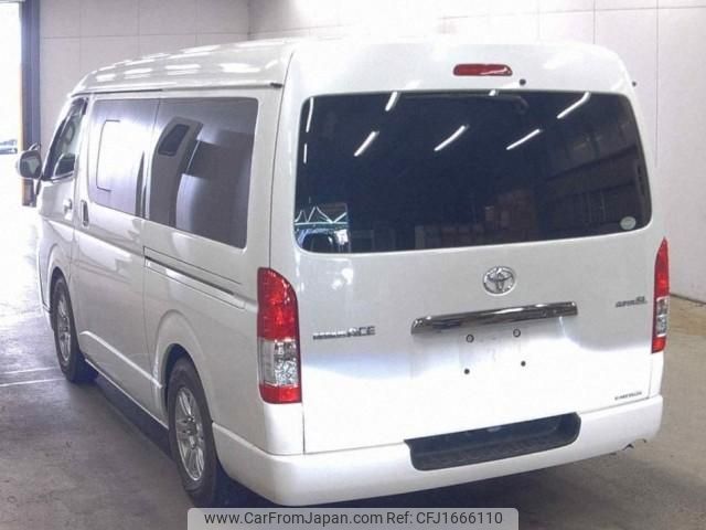 toyota regiusace-van 2017 CFJ1666110 image 2