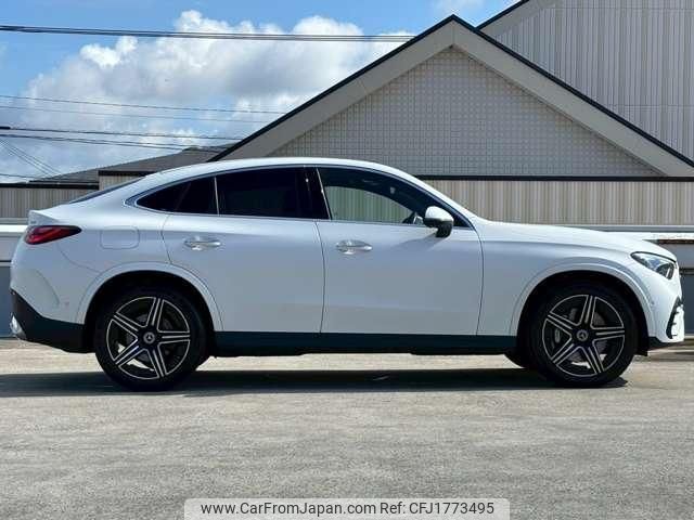 mercedes-benz glc-class 2023 CFJ1773495 image 2