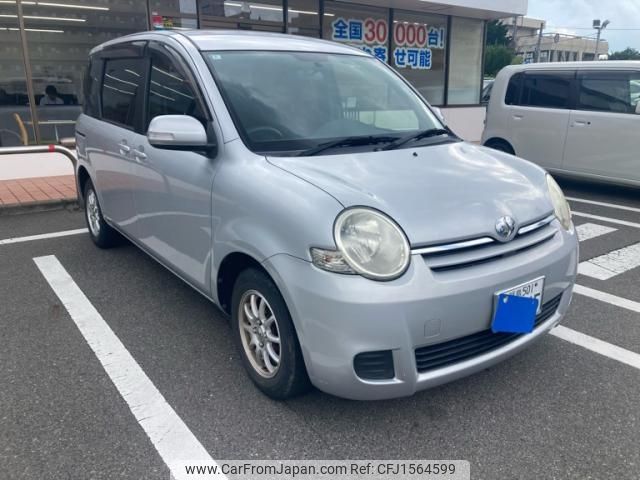 toyota sienta 2012 CFJ1564599 image 2