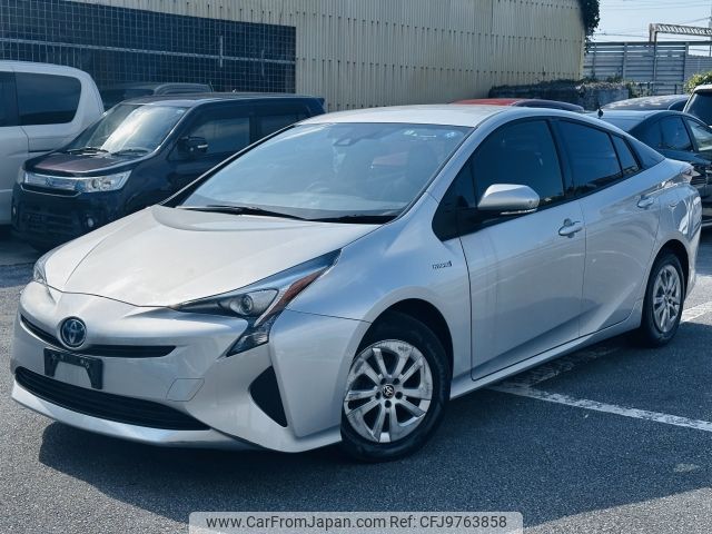 toyota prius 2017 CFJ9763858 image 1