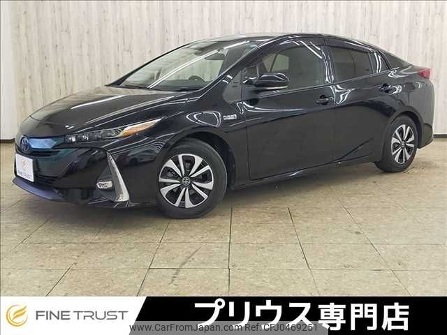 toyota prius-phv 2017 -TOYOTA--Prius PHV DLA-ZVW52--ZVW52-3012275---TOYOTA--Prius PHV DLA-ZVW52--ZVW52-3012275- image 1