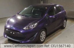 toyota aqua 2018 CFJ1567140