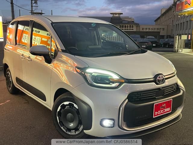 toyota sienta 2022 GOO_JP_700070667430241222001 image 2