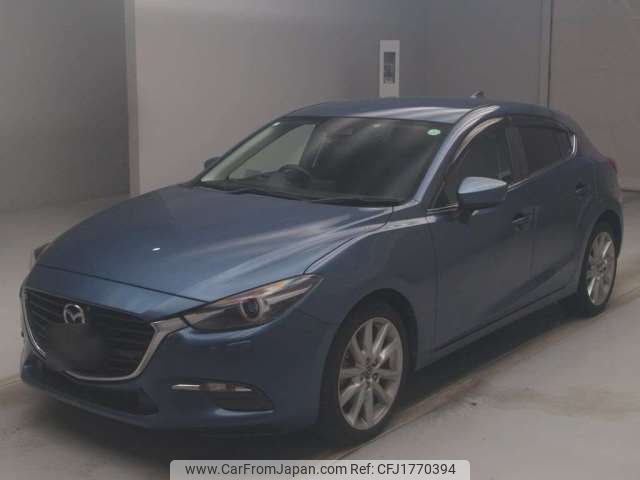 mazda axela 2018 CFJ1770394 image 1