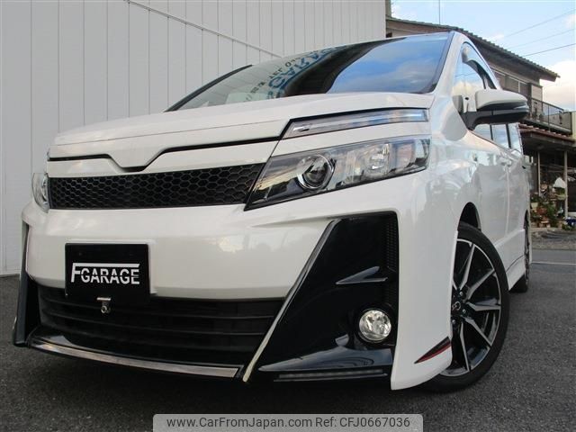 toyota voxy 2016 -TOYOTA--Voxy DBA-ZRR80W--ZRR80-0251124---TOYOTA--Voxy DBA-ZRR80W--ZRR80-0251124- image 1