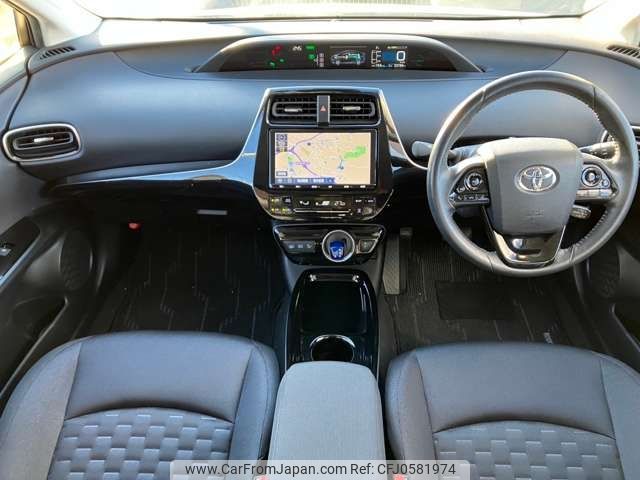 toyota prius-phv 2018 -TOYOTA--Prius PHV DLA-ZVW52--ZVW52-3102515---TOYOTA--Prius PHV DLA-ZVW52--ZVW52-3102515- image 2